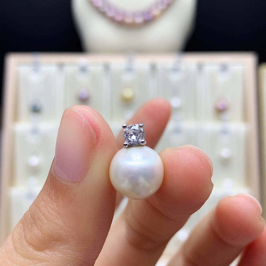 淡水珍珠颈饰合金