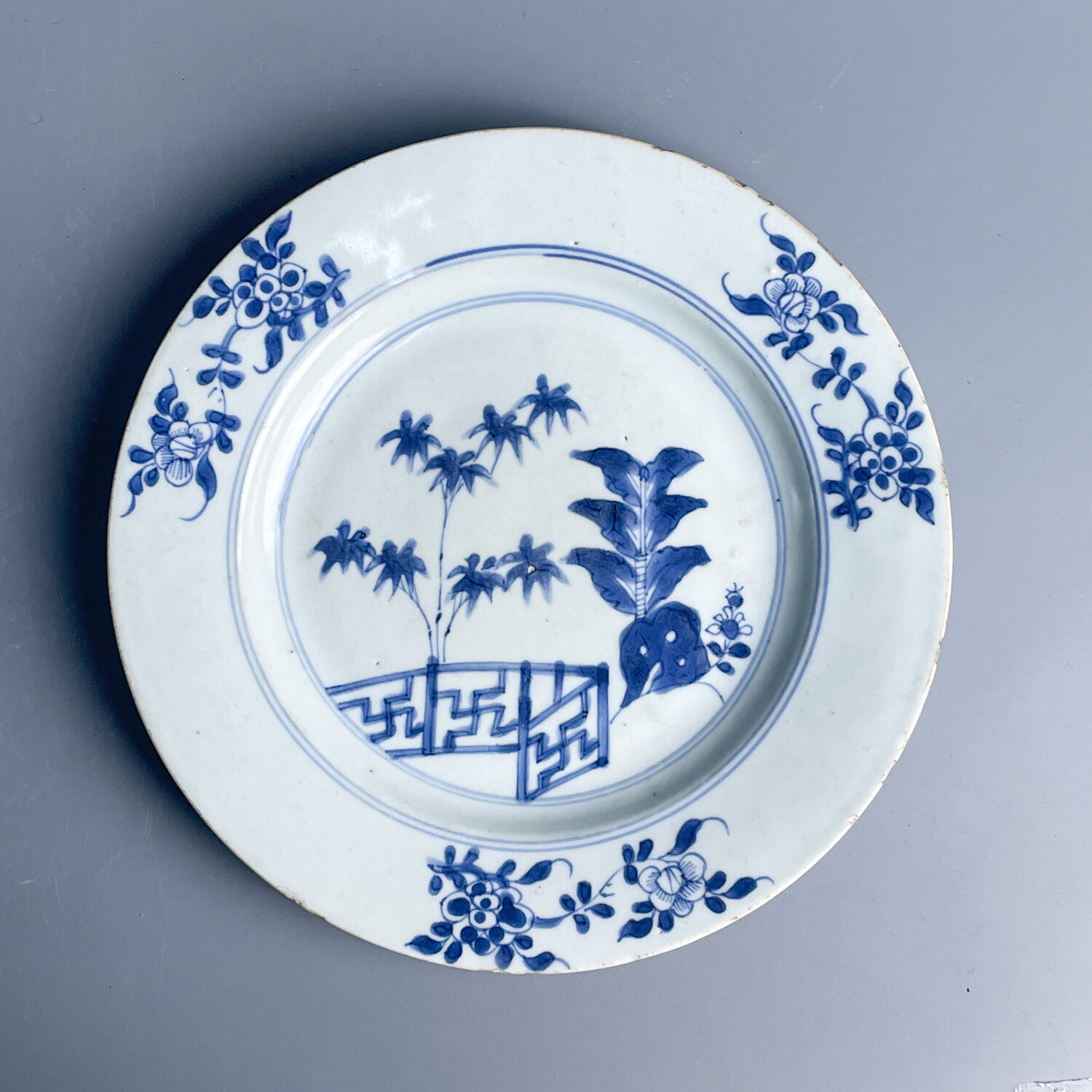 M25LB003556 - 清乾隆 青花庭院节节高升盘