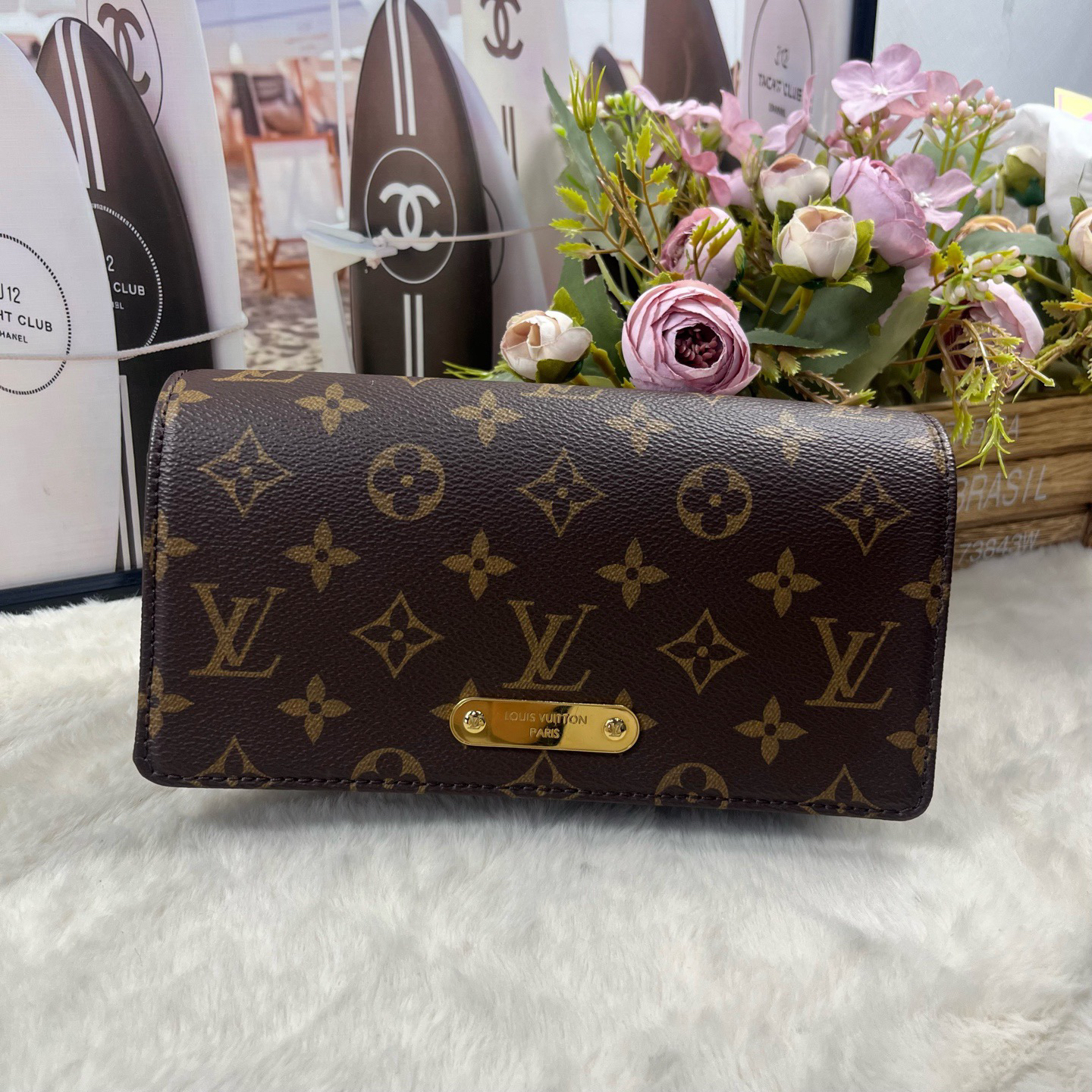 99新 LouisVuitton/路易威登 lv老花Lily woc链条包