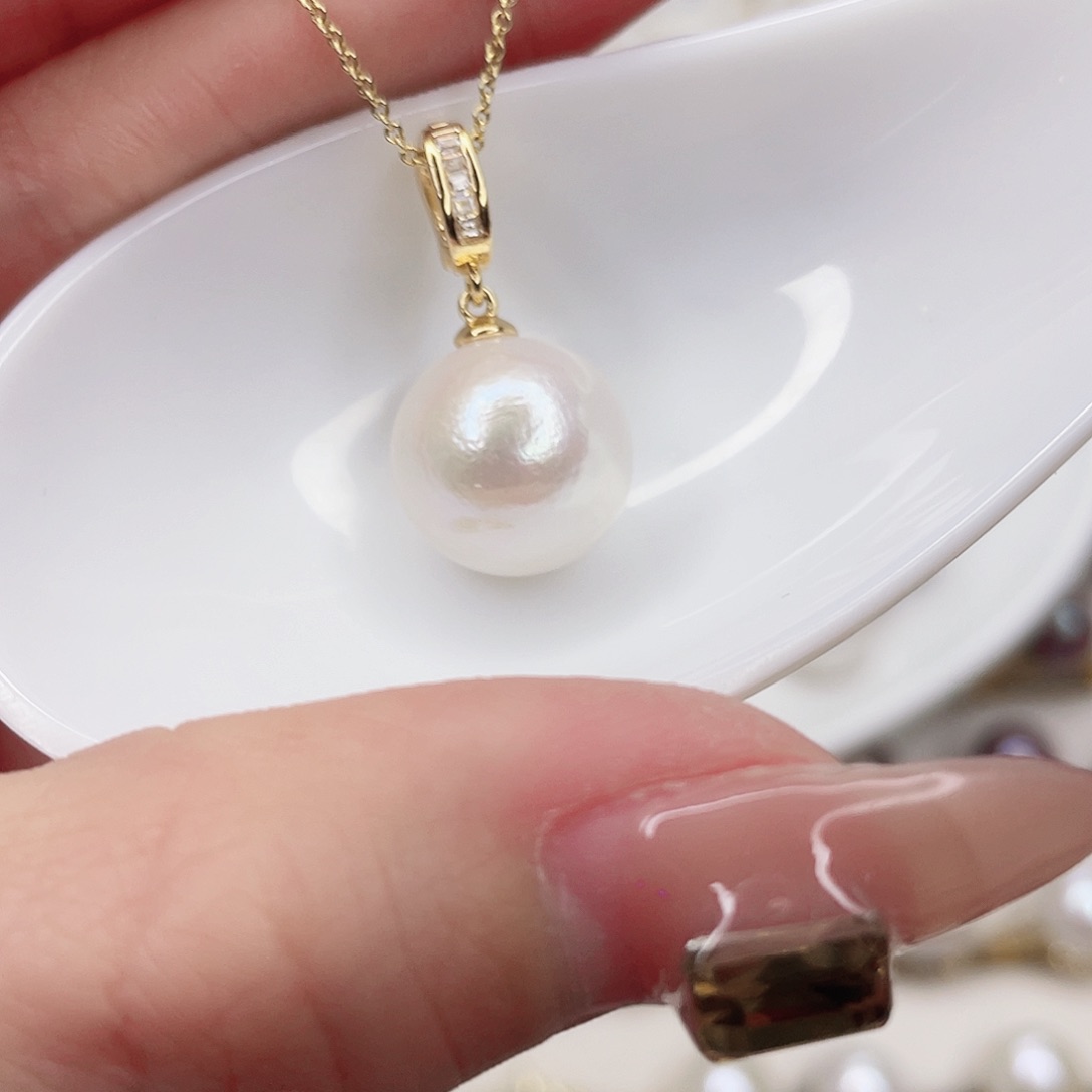 淡水珍珠吊坠(赠链)未镶嵌