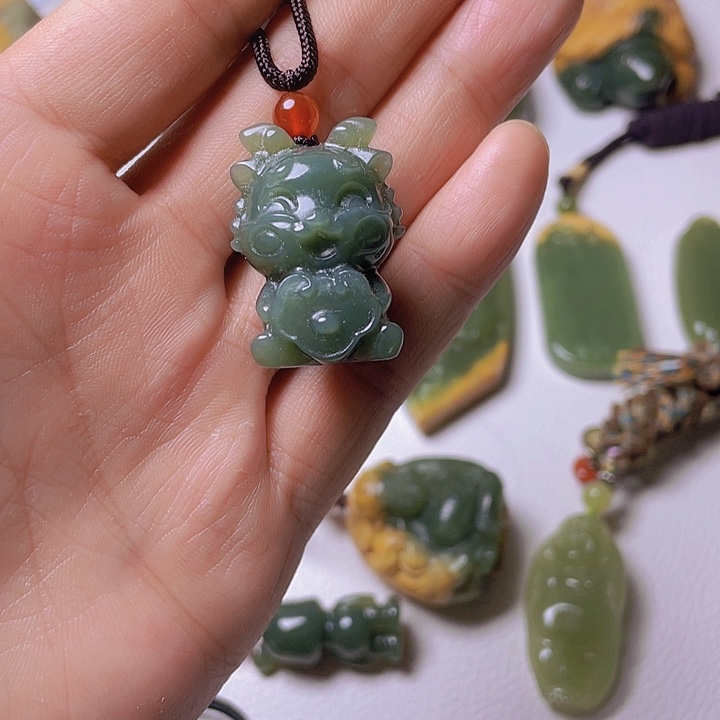 和田玉挂件未镶嵌