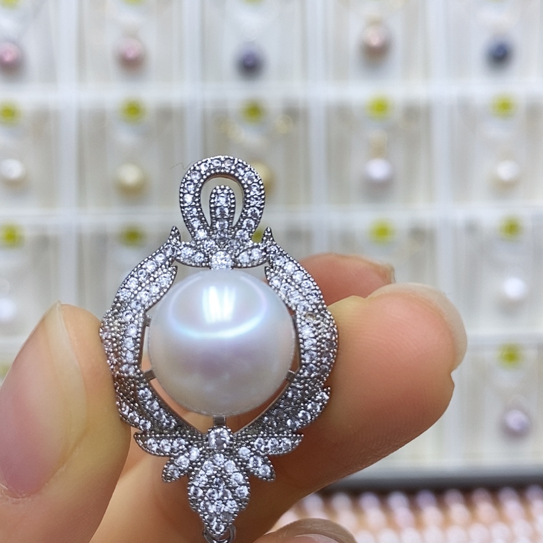 未镶嵌淡水珍珠吊坠(赠链)