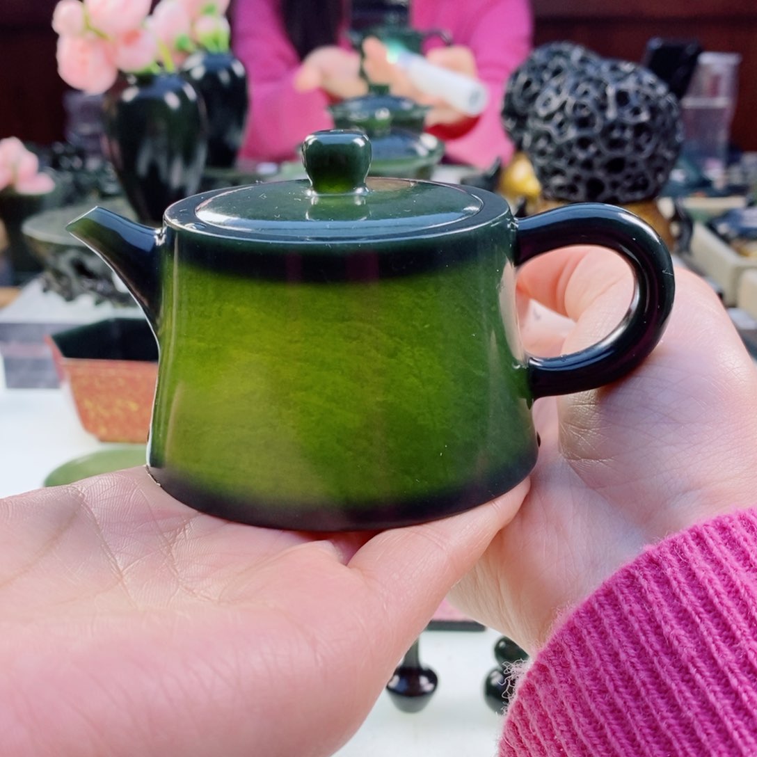 和田玉（青玉）摆件未镶嵌微瑕