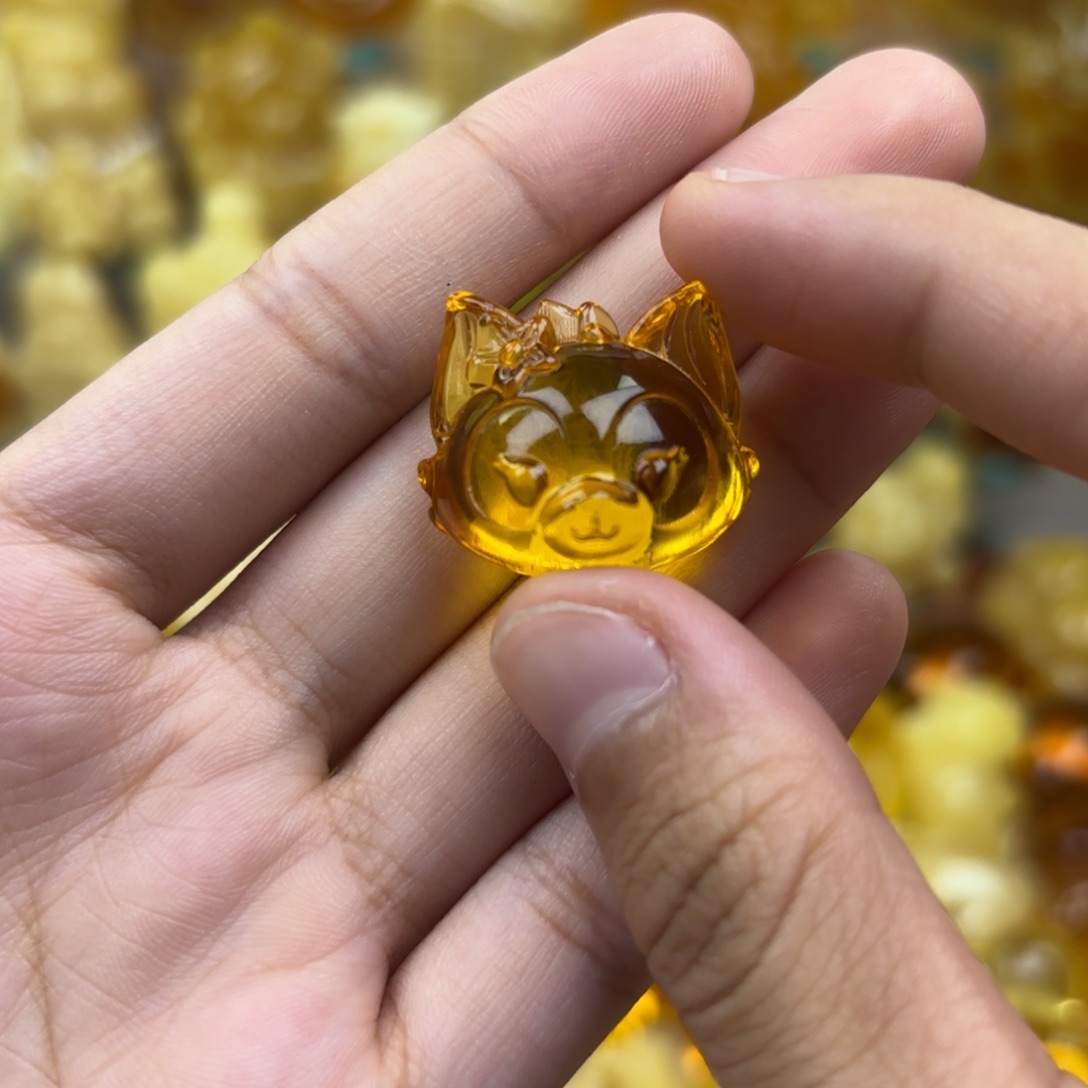 未镶嵌金珀裸石金珀吊坠打孔不退不换