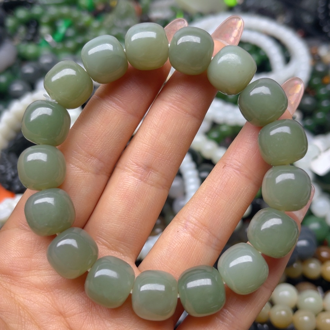 手串未镶嵌和田玉