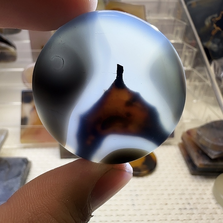 玛瑙/玉髓未镶嵌珠宝奇石