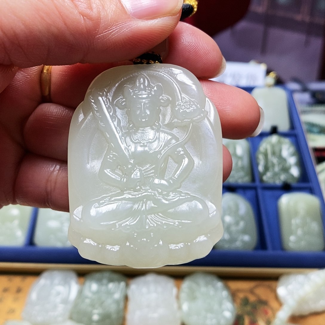 和田玉颈饰未镶嵌领*