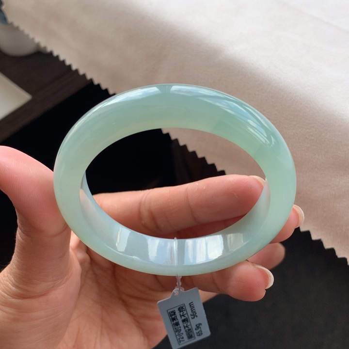 翡翠手镯未镶嵌翡翠手镯56