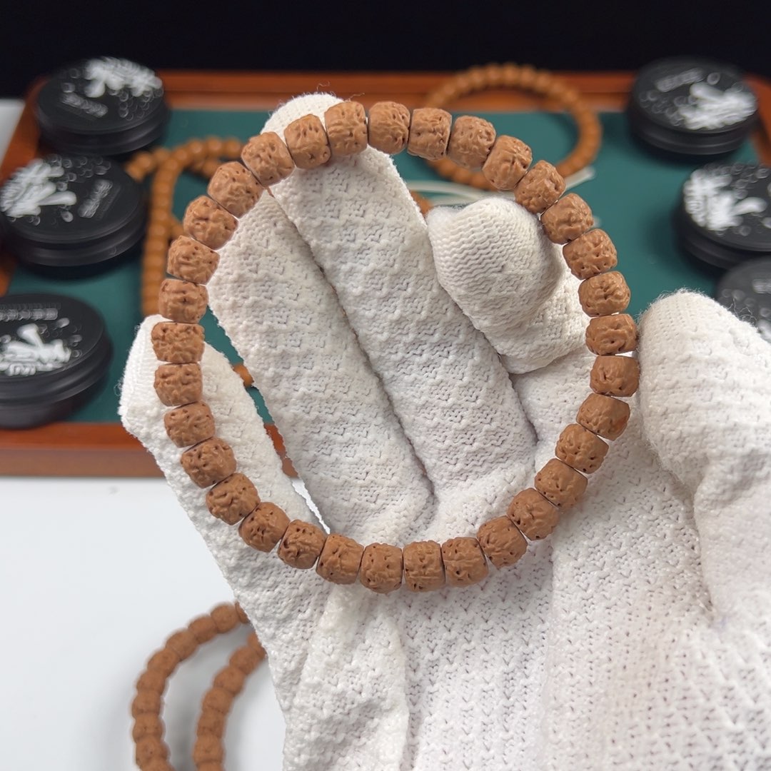 金刚菩提吊坠藏切佛手手串