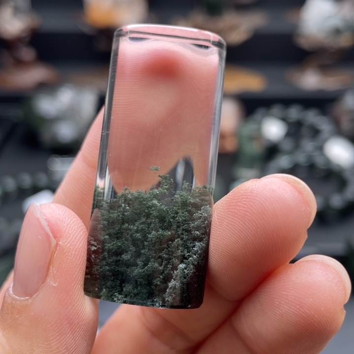 颈饰未镶嵌水晶绿幽灵聚宝盆柱子