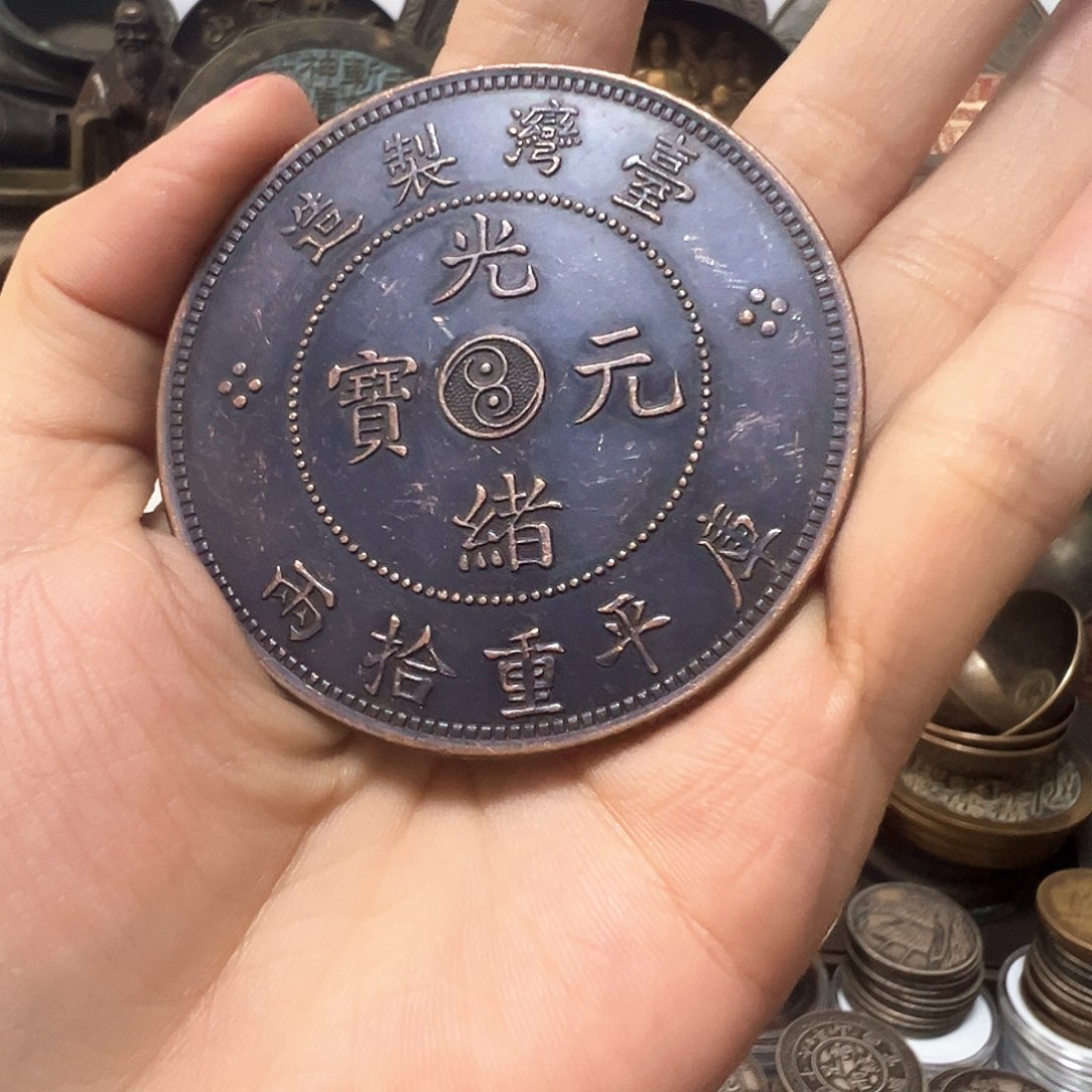 金属复古风格摆件