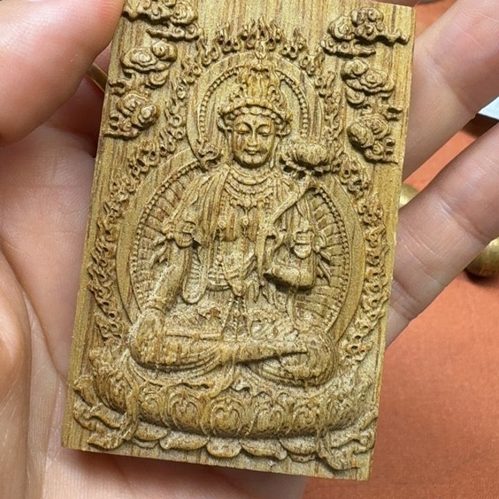 大叶紫檀（黑酸枝木类）