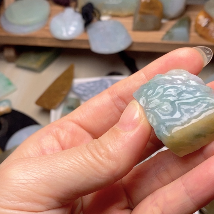 翡翠未镶嵌颈饰天然