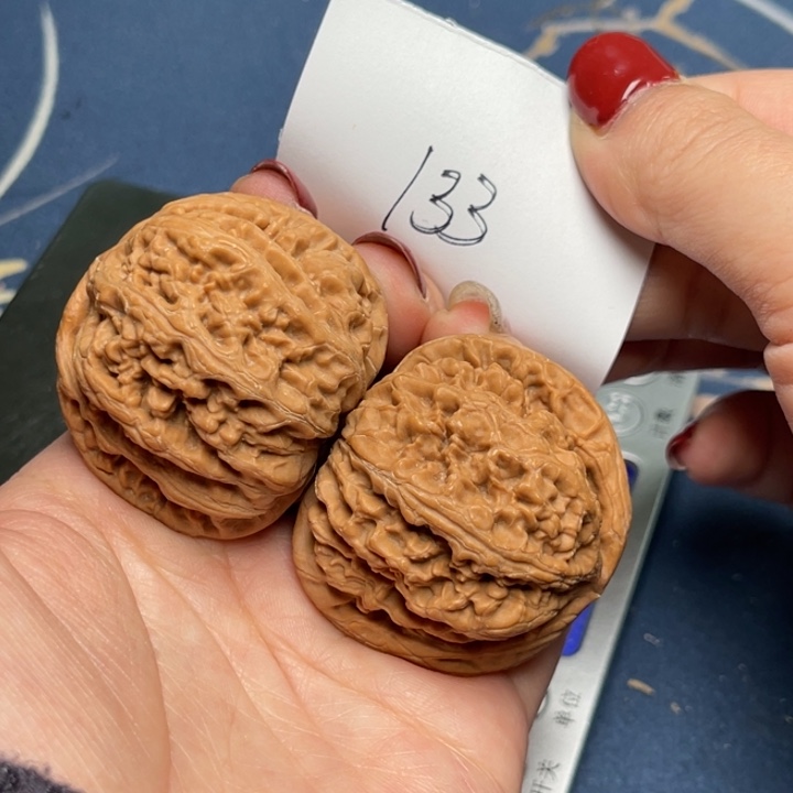 文玩核桃把件粗筋43