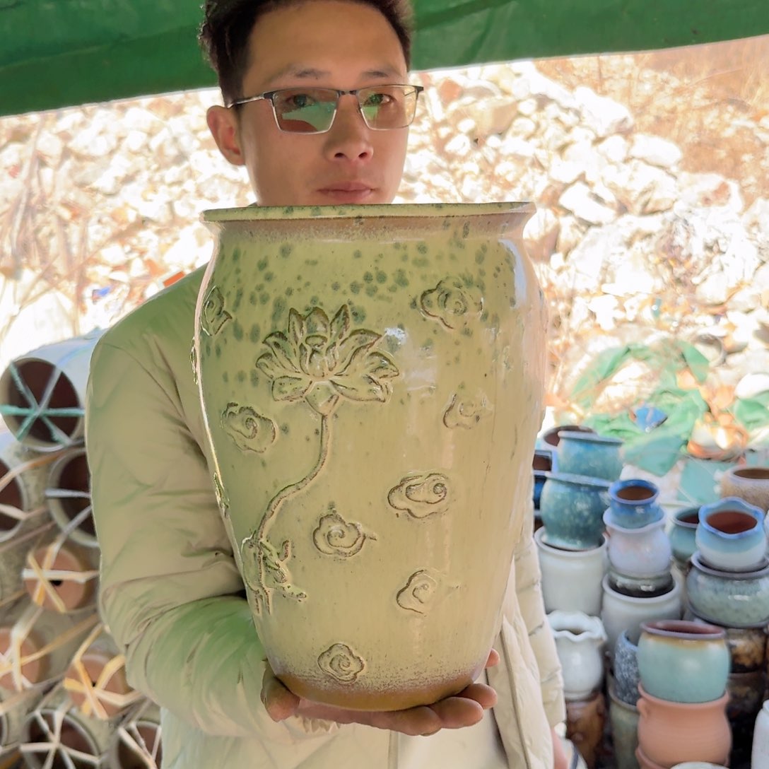 紫砂花盆口20高30（一个莲花老庄