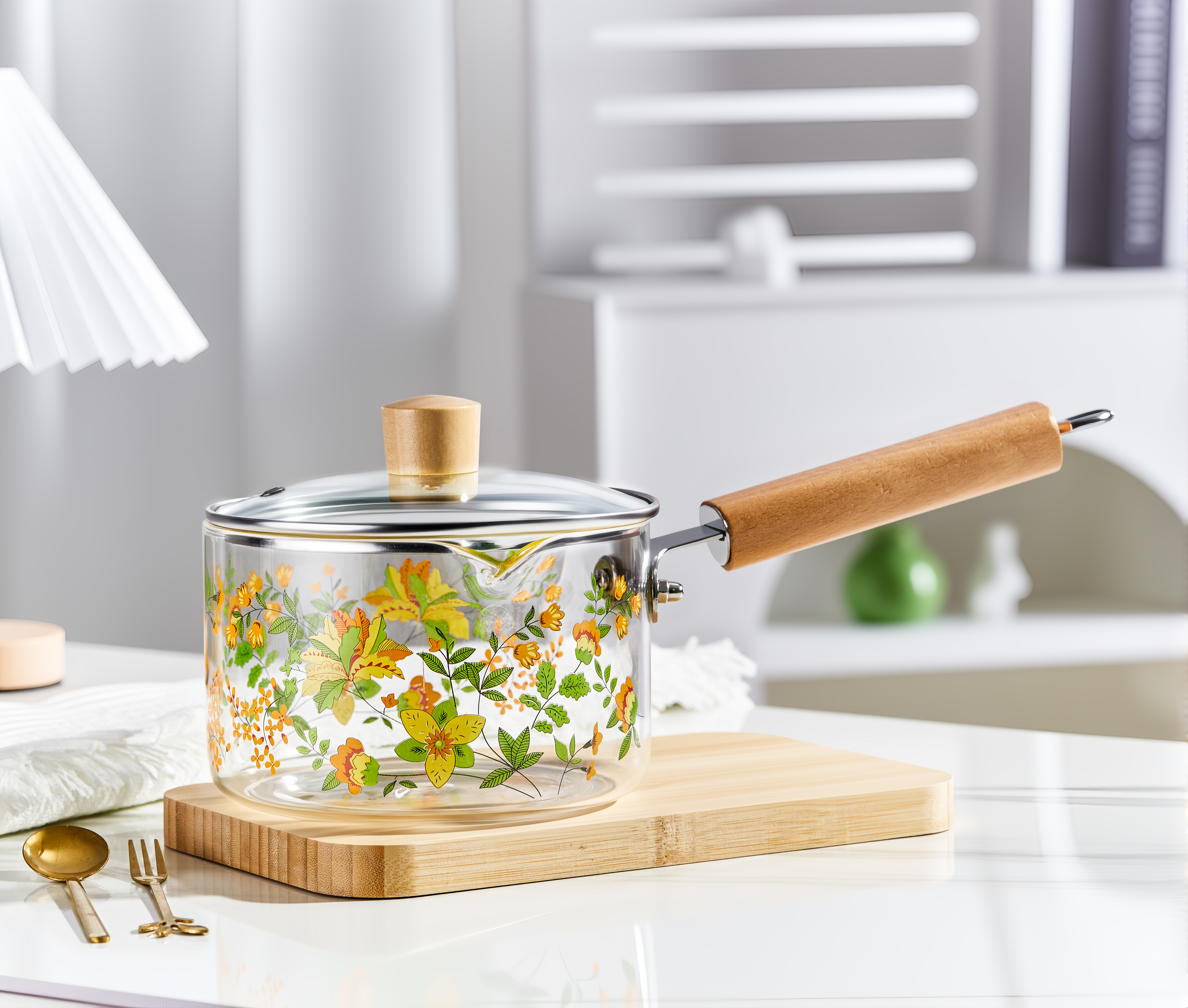 高硼硅耐高温玻璃带盖木把贴花锅家用耐热可明火加热泡面碗汤锅