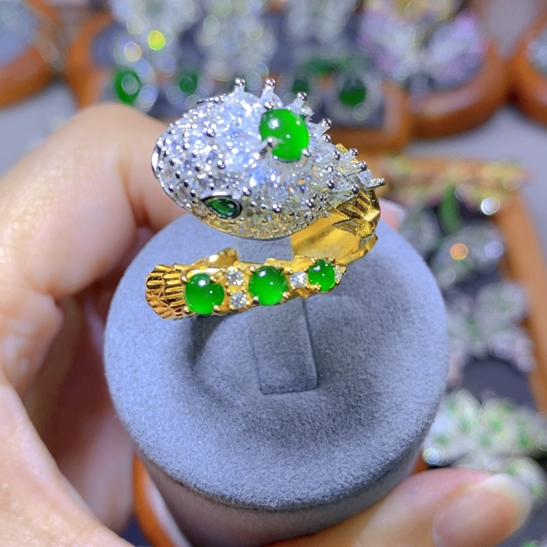 翡翠颈饰银S925镶嵌天然翡翠