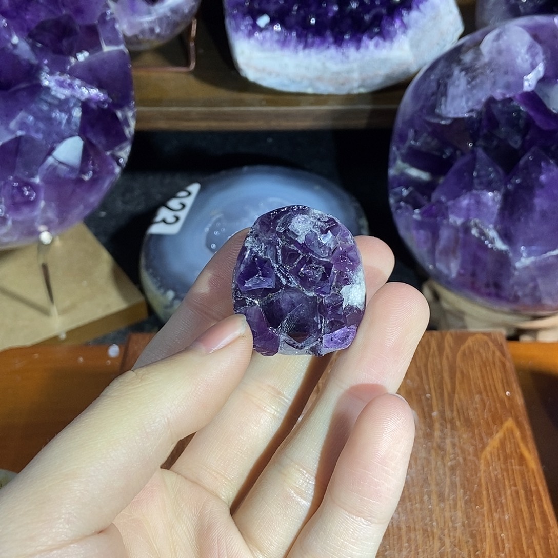 紫晶大型摆件（非配饰）未镶嵌