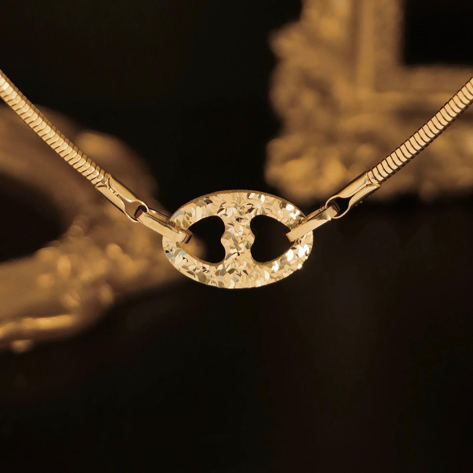 意大利进口18K金爆闪猪鼻吊坠时尚轻奢百搭复古简约精致爆闪