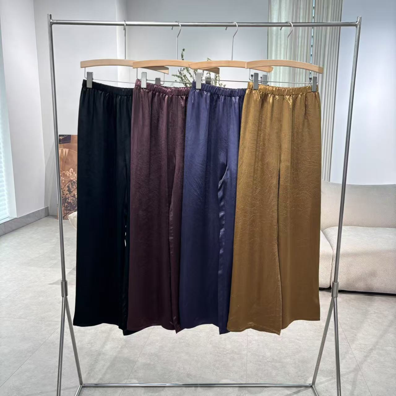 CKZ4549 法国客人订单 醋酸松紧腰四色褶皱直筒裤