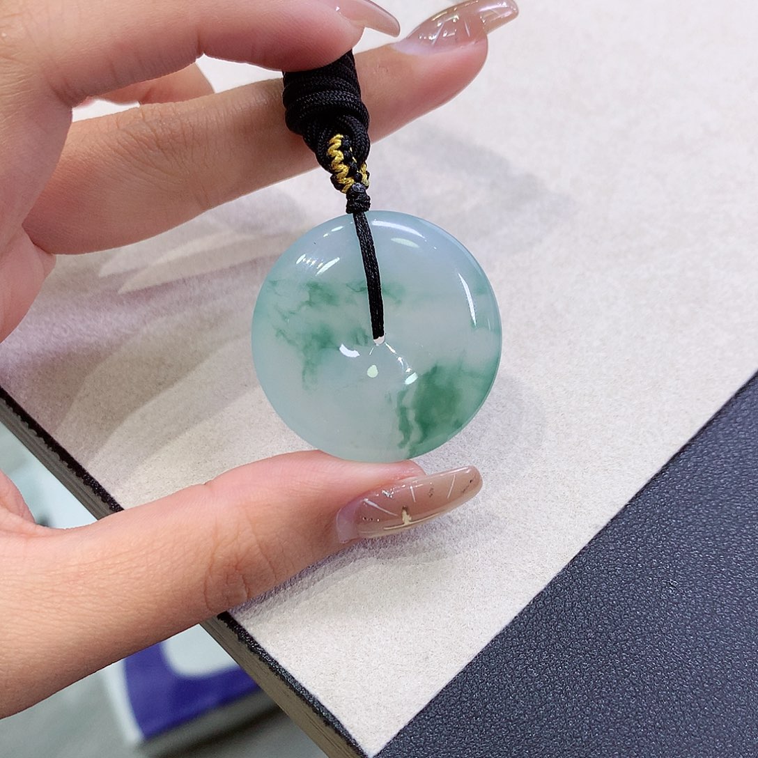 翡翠未镶嵌吊坠(不含链)32-6.3