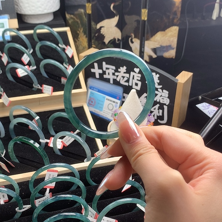 翡翠手镯未镶嵌青**原54-55圈口