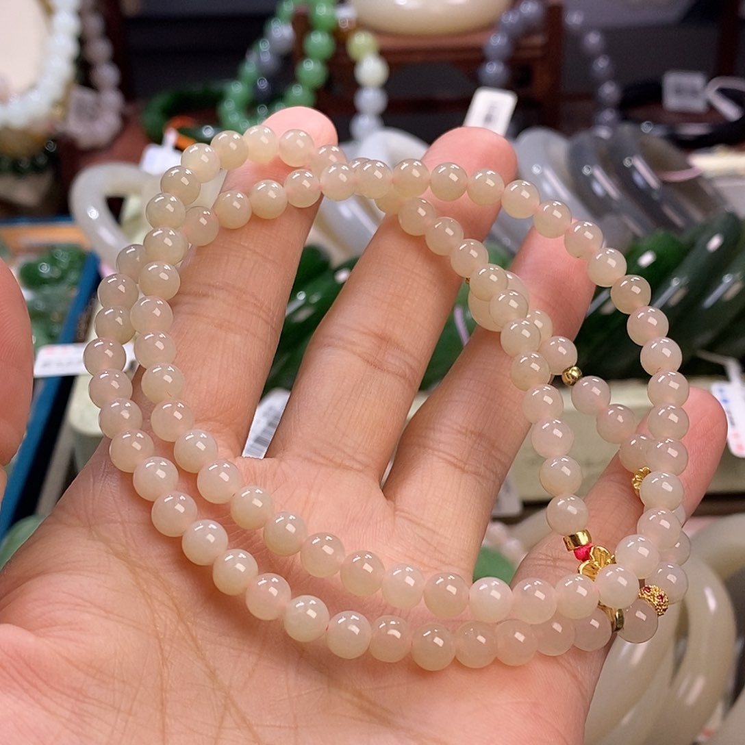 和田玉老熟料藕粉项链约6未镶嵌?****士