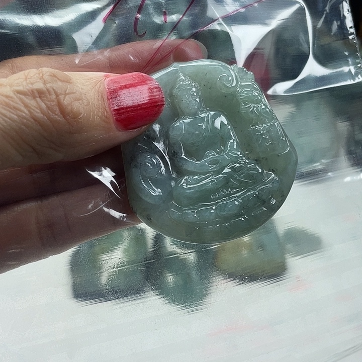 翡翠未镶嵌颈饰成品