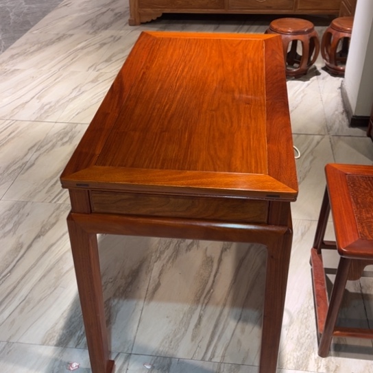 紫檀木类家具用****4缅花小书桌