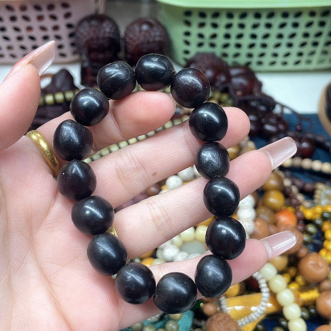 维腊木（绿檀）无事牌