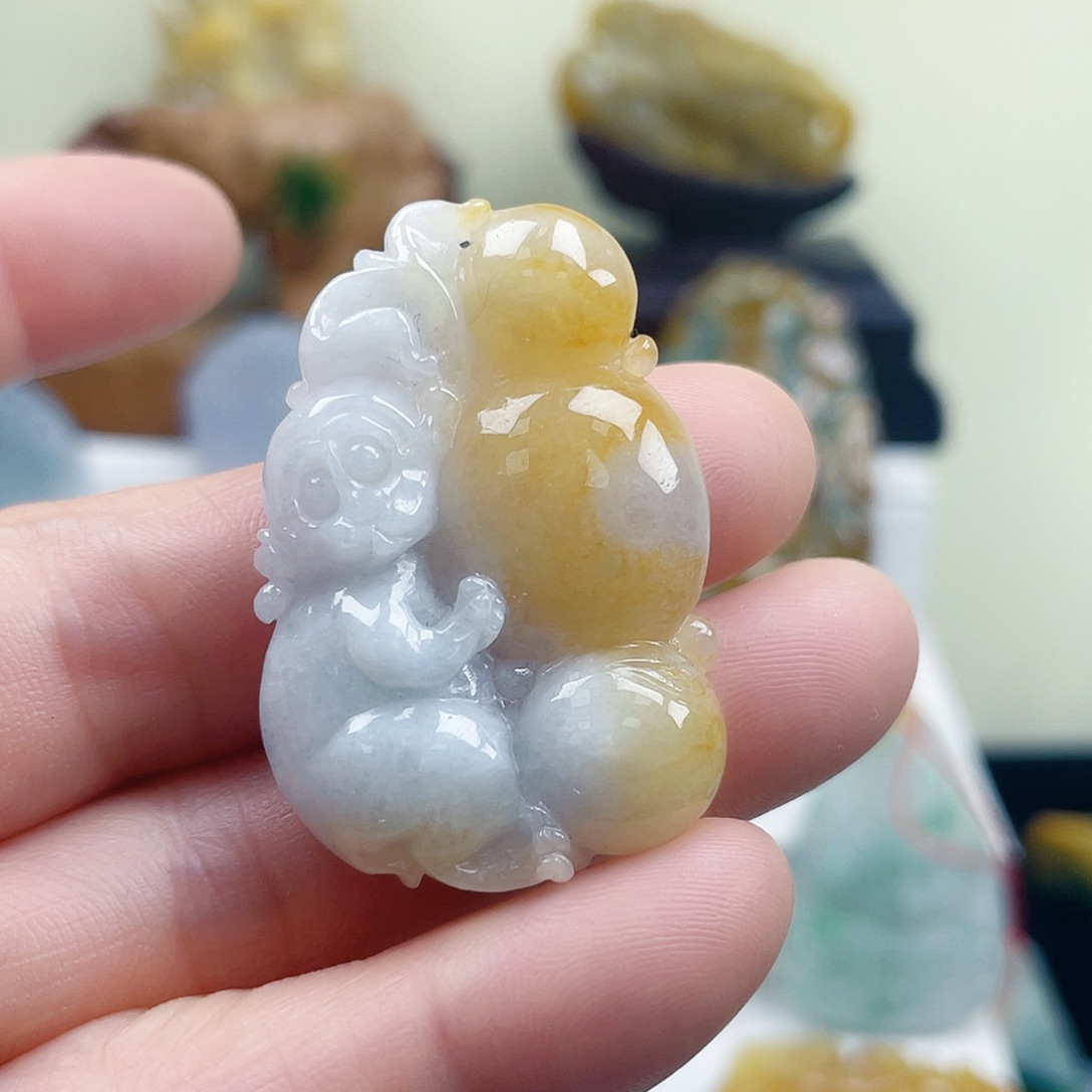 翡翠未镶嵌颈饰2222
