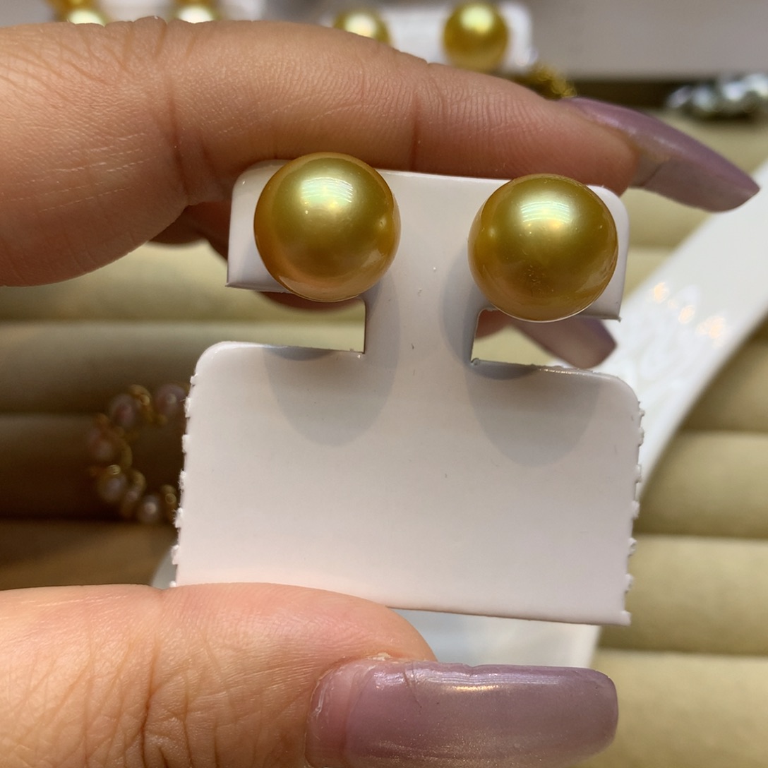 18K金镶嵌耳饰海水珍珠