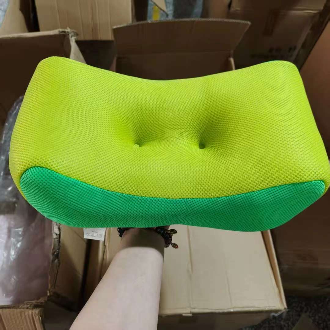 果绿色(侧边深绿)透气网面多用枕 37*15*17