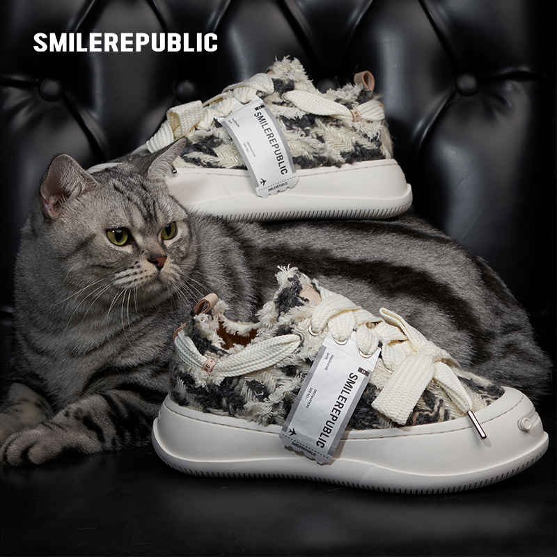 SMILEREPUBLIC黑白拼色人字粗纹低帮可替换开口笑阔腿裤必备鞋