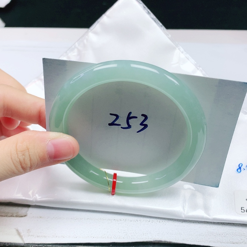 【闪购商品】翡翠手镯（圆镯）未镶嵌缅甸天然a货手镯56+