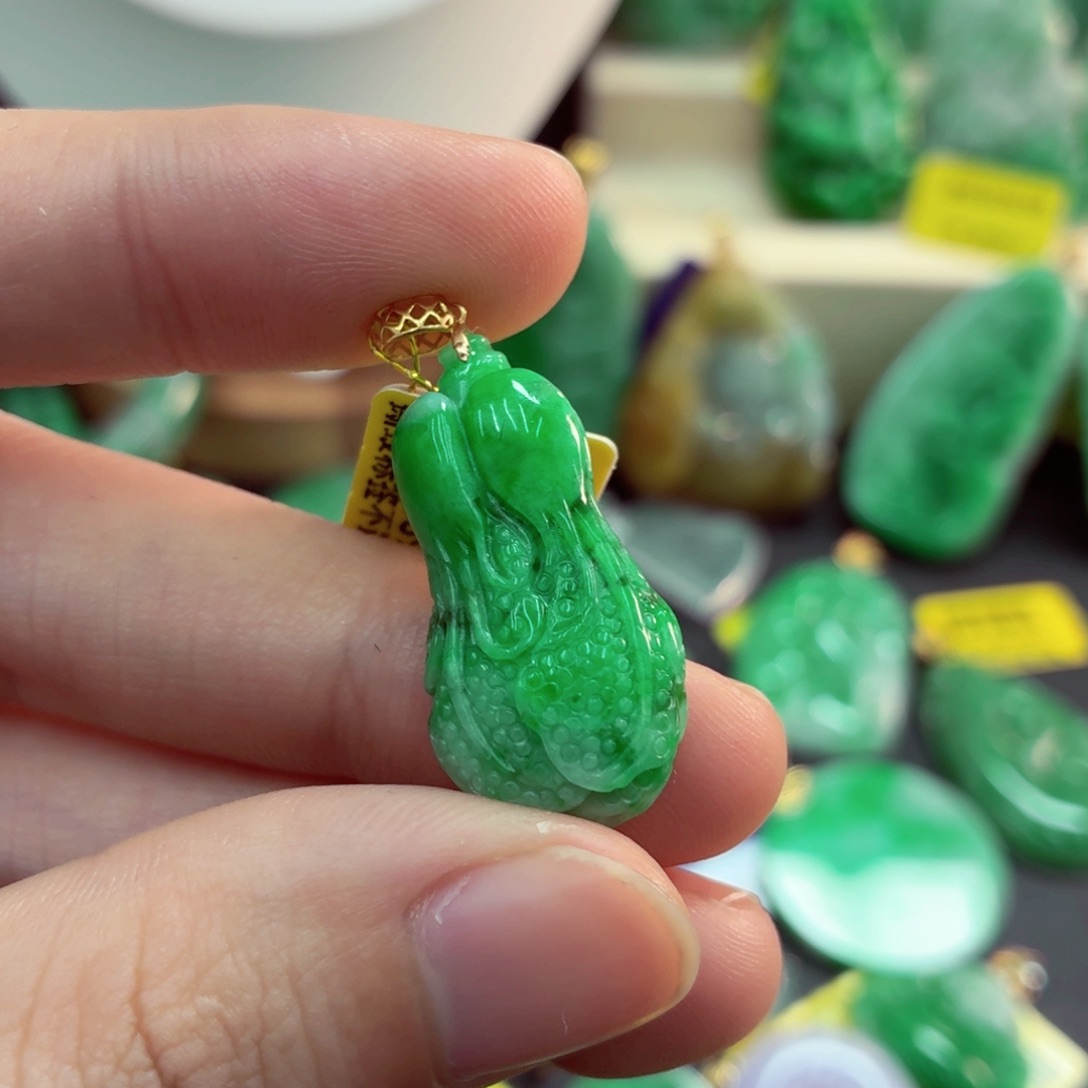 翡翠18K金镶嵌吊坠(不含链)