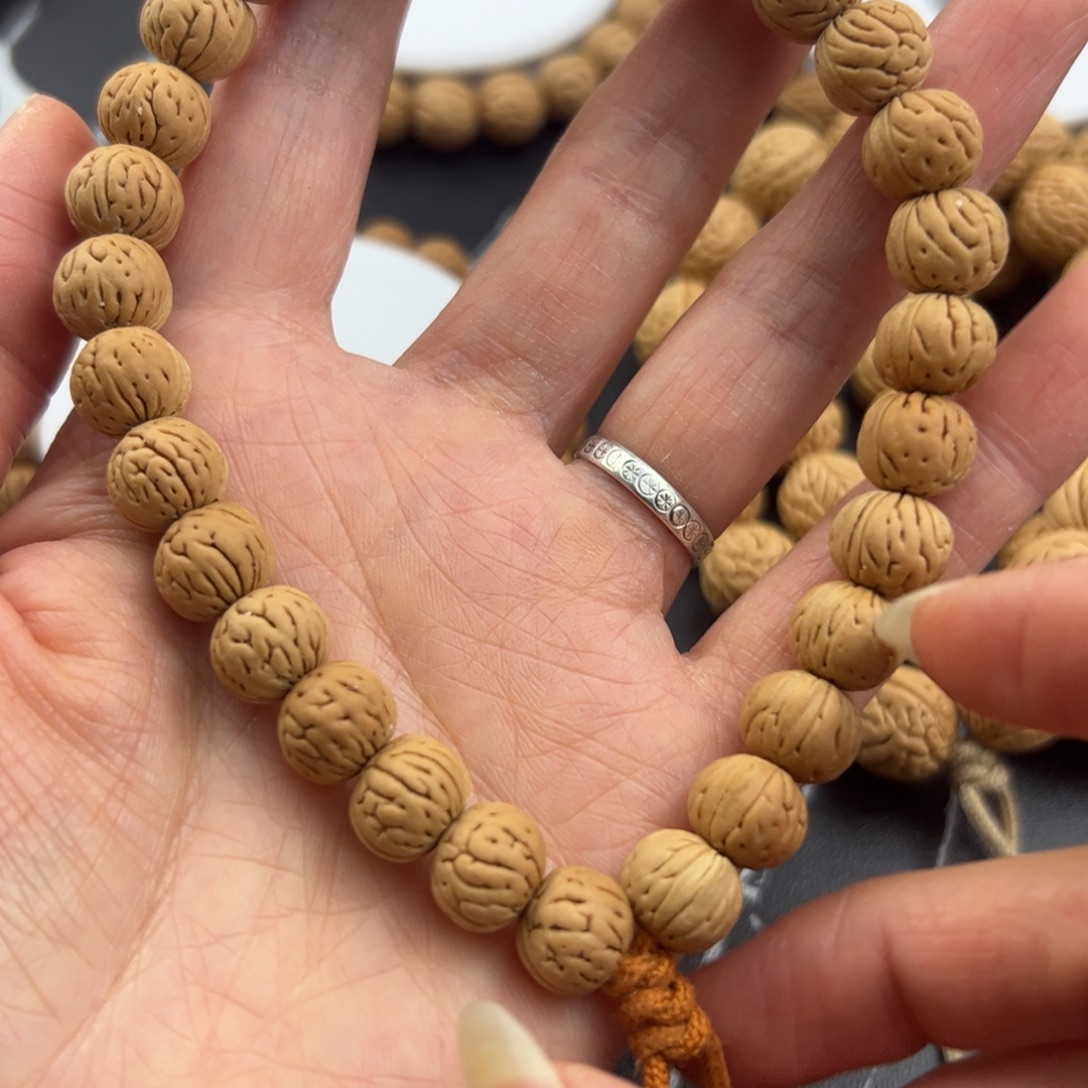 Y***L桃核手串野生山桃核手串手链