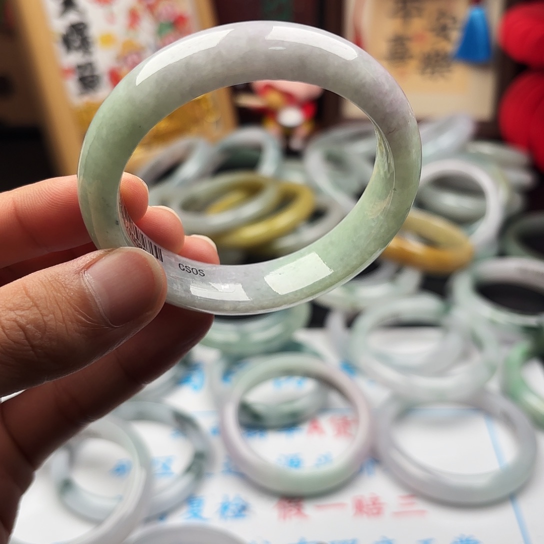 翡翠未镶嵌手镯5556x3 20