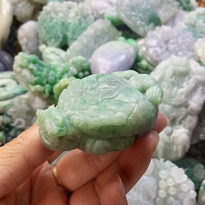 定制翡翠未镶嵌天然翡翠