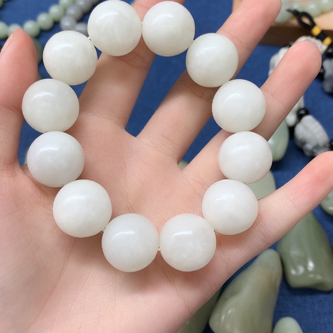 白***桦和田玉未镶嵌挂件