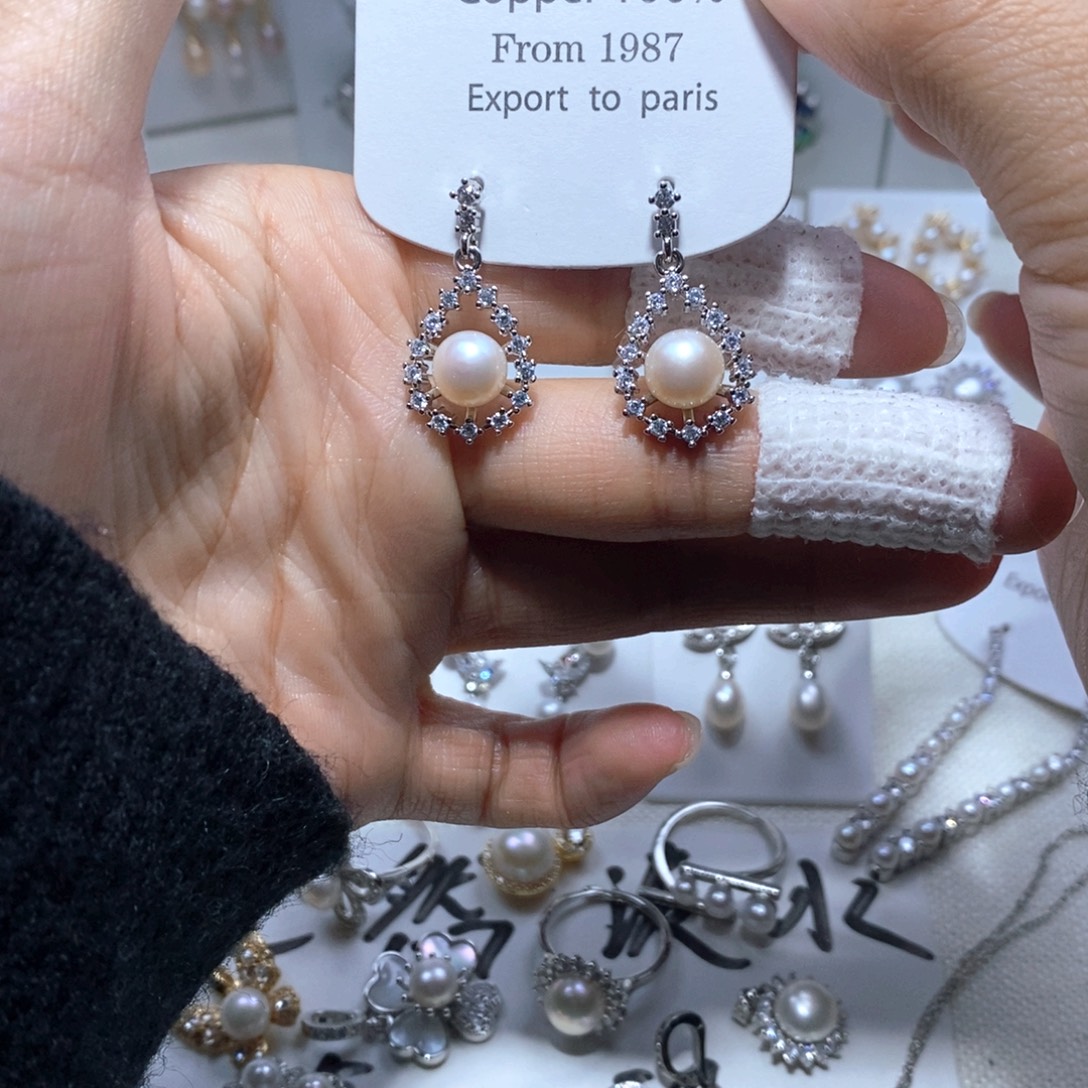 耳饰未镶嵌淡水珍珠