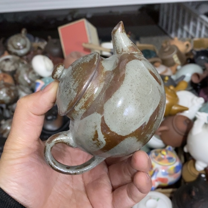 陶瓷艺术品及陶瓷壶