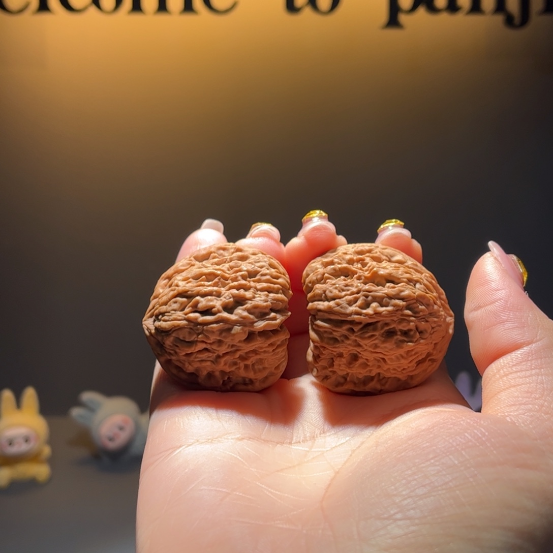 多***.文玩核桃吊坠南将