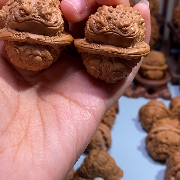 【闪购商品】核桃手串/手链单面金蟾