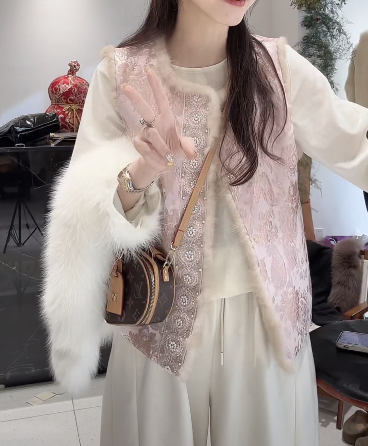 【加绒加厚】粉色千金国风重工刺绣马甲2025新中式盘扣夹棉马夹