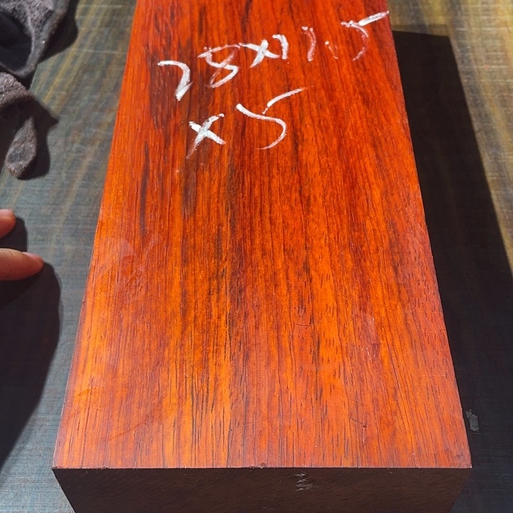 非洲紫檀（红花梨）宁**远