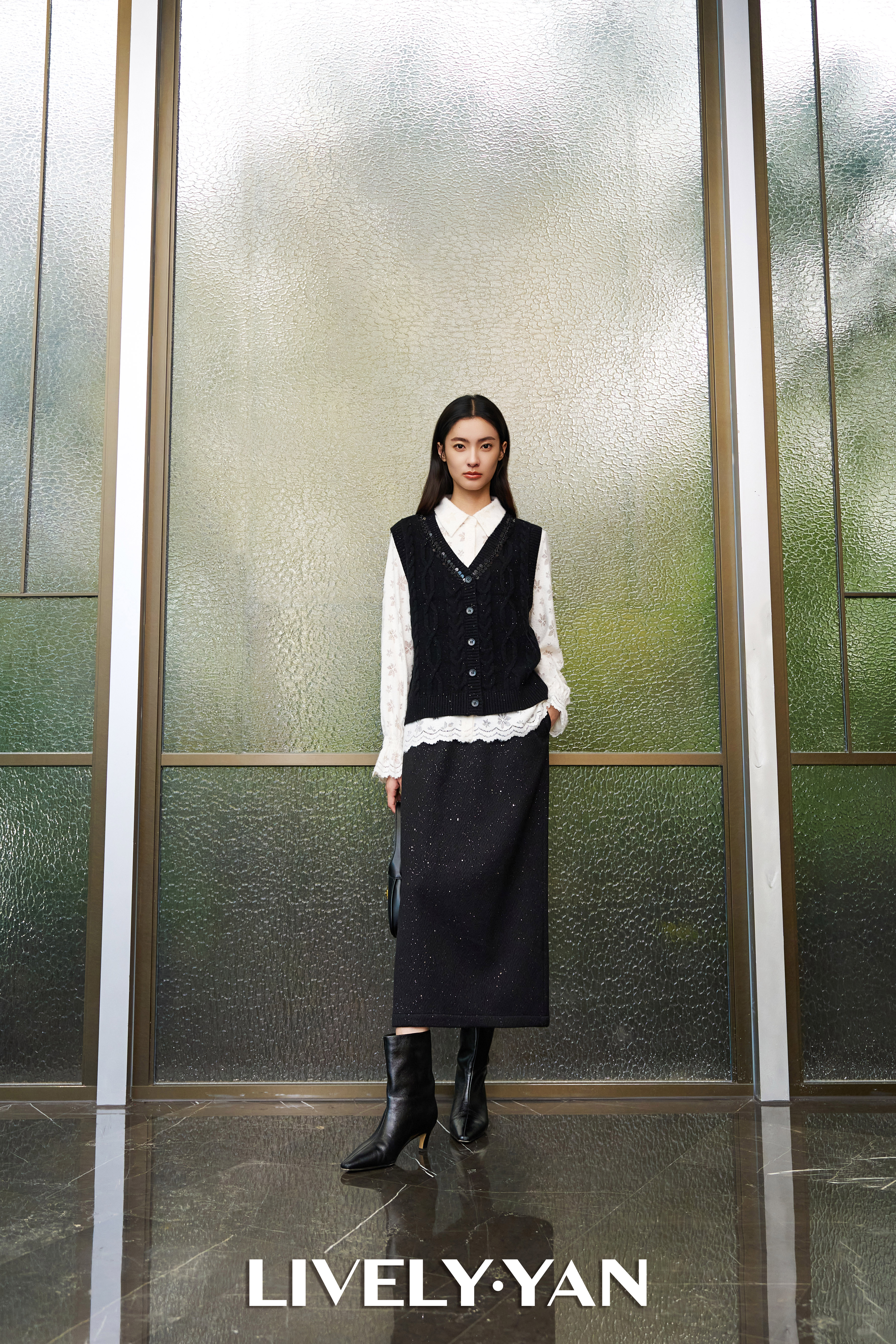 俪妍冬款半身裙精致时尚