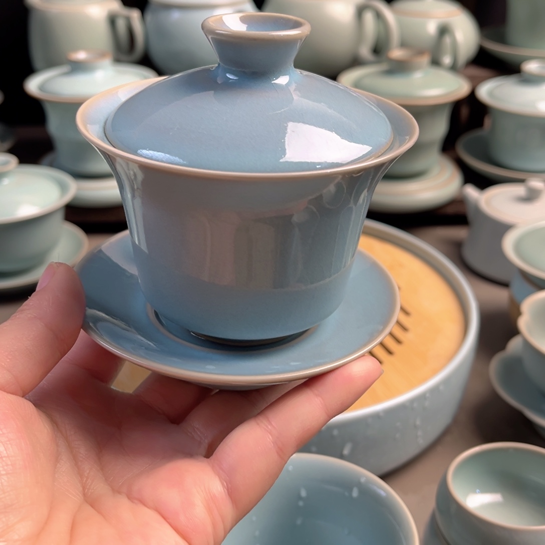 摆件陶瓷天青釉马蹄盖碗原矿