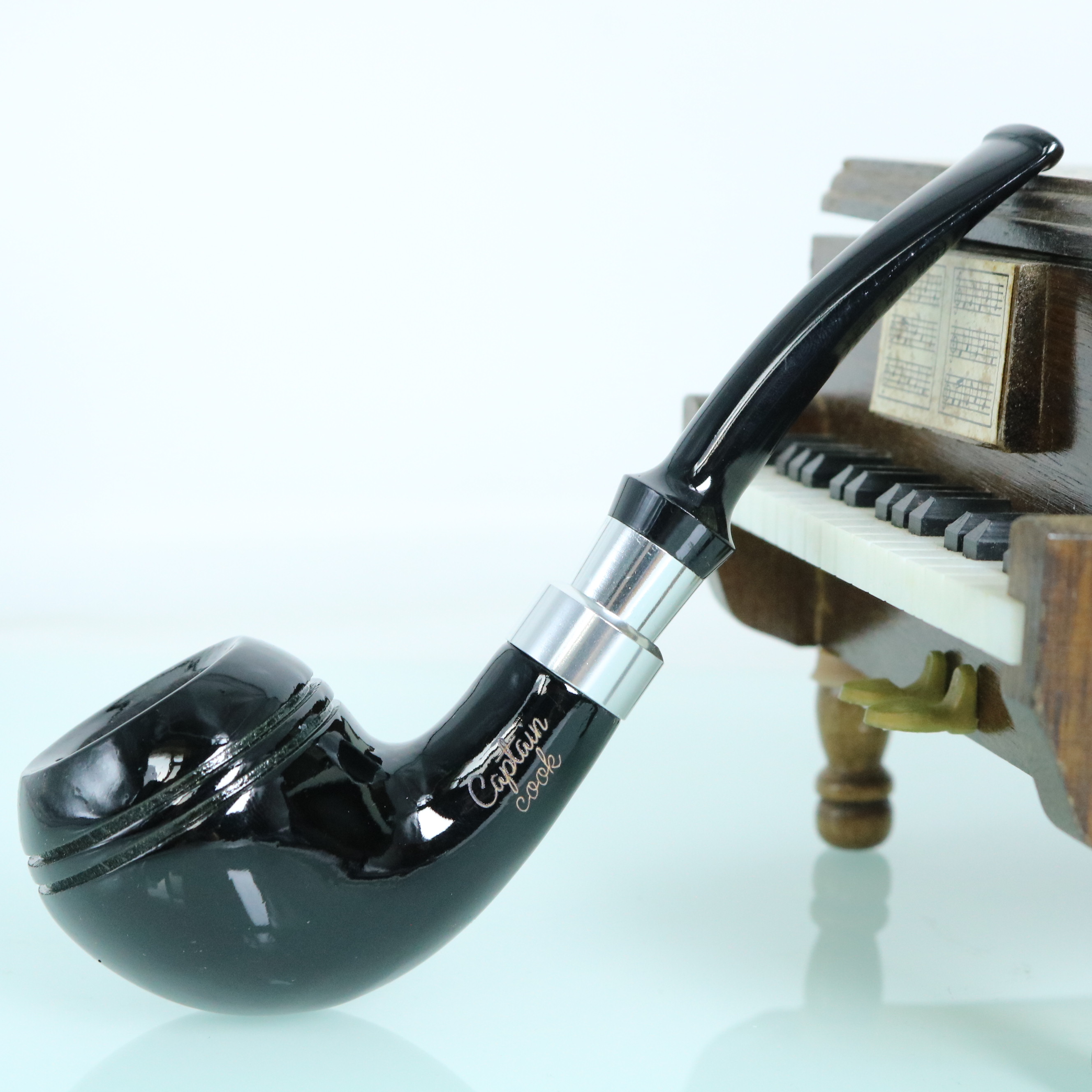 美国库克船长—黑礼服微弯石楠木手工烟斗