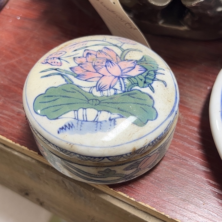 瓷片微瑕陶瓷。。。。。。。。。。。。乙